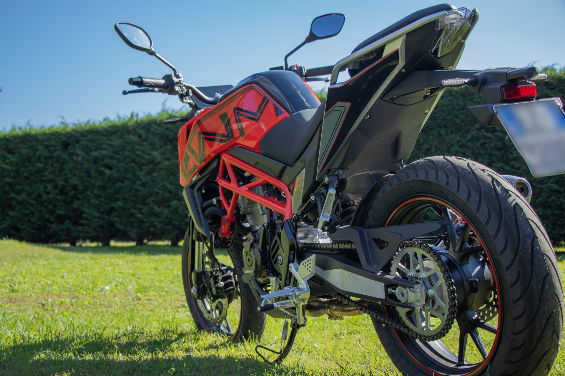 SWM Hoku 125
